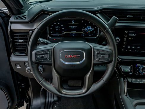 Used 2025 GMC Sierra 2500 AT4X AWD/4WD image 19