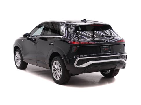 New 2026 Audi Q3 quattro 2.0T AWD/4WD image 5