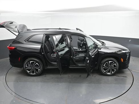 Used 2025 Buick Enclave Sport Touring AWD/4WD image 50