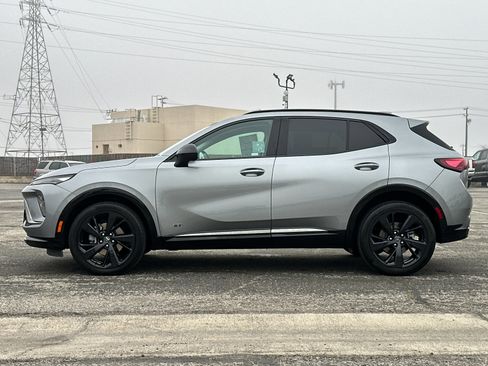 Used 2025 Buick Envision Sport Touring image 7