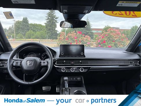 Used 2025 Honda Civic Sport image 10