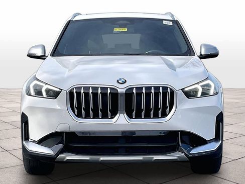Certified 2023 BMW X1 xDrive28i w/ Convenience Package image 3