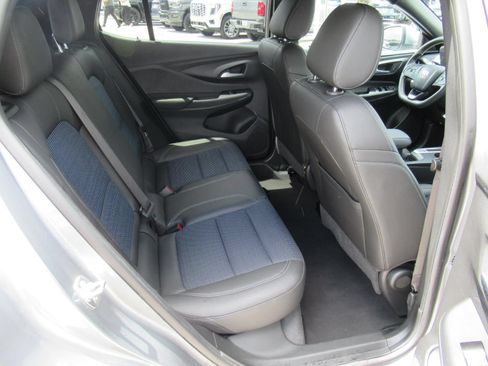 Used 2026 Buick Envista Preferred FWD image 28