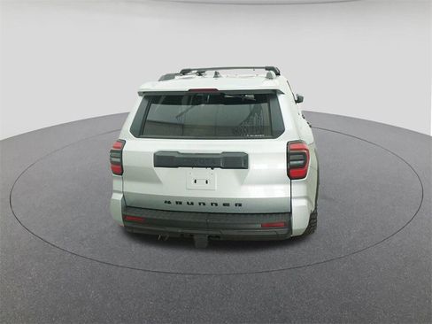 New 2026 Toyota 4Runner SR5 image 7