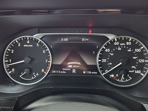 Used 2022 Nissan Pathfinder SL image 23