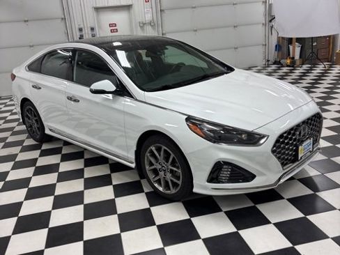Used 2019 Hyundai Sonata Limited image 3