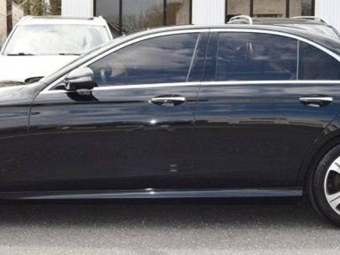 Used 2020 Mercedes-Benz E 350 4MATIC image 9