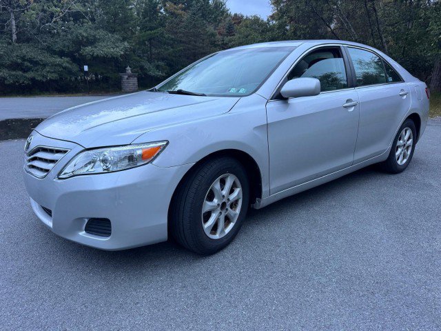 Used 2011 Toyota Camry LE w/ LE Extra-Value Pkg FWD image 4