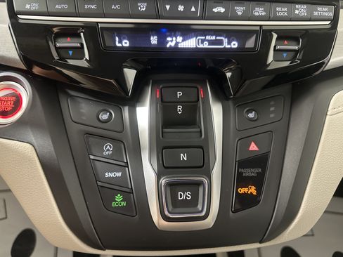 Used 2025 Honda Odyssey EX-L image 18