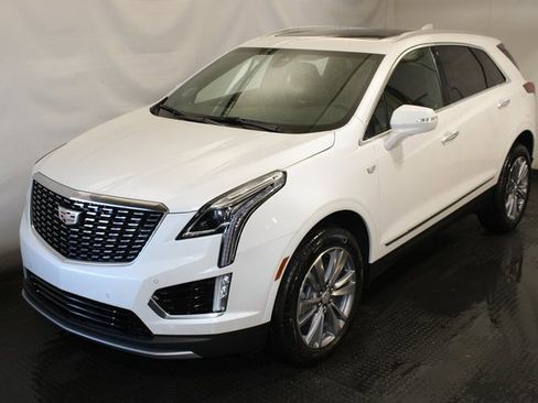 New 2025 Cadillac XT5 Premium Luxury image 1