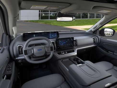 New 2026 Ford Expedition Max Active image 9