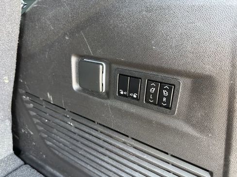 Used 2021 Chevrolet Tahoe RST image 15