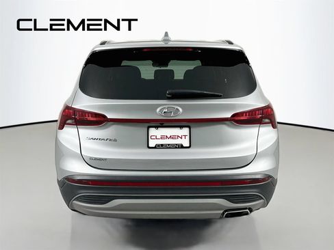 Used 2023 Hyundai Santa Fe SE FWD image 8
