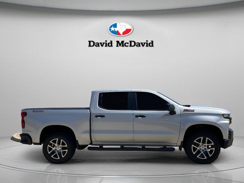 Used 2020 Chevrolet Silverado 1500 LT Trail Boss image 7