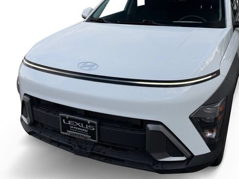Used 2025 Hyundai Kona SEL FWD image 32