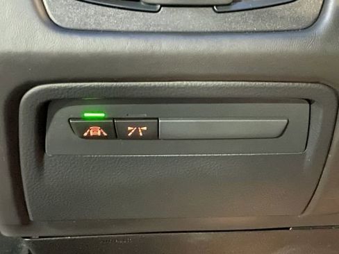 Used 2020 BMW M4 Coupe w/ Competition Package image 24