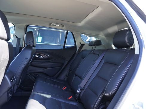 Used 2020 GMC Terrain Denali w/ GMC Pro Grade Package image 4