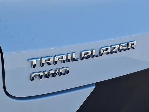 Used 2023 Chevrolet TrailBlazer LT w/ Convenience Package image 30