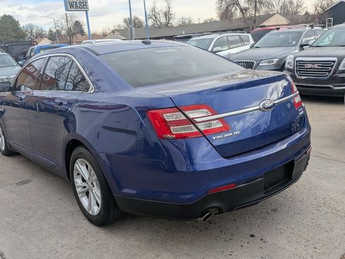 Used 2014 Ford Taurus SEL image 7