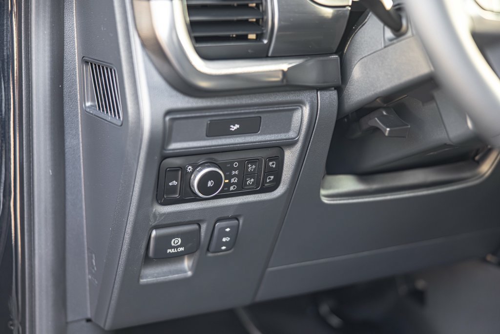 Used 2026 Ford F150 Lariat AWD/4WD image 19