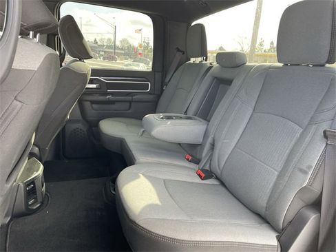 Used 2024 RAM 2500 Big Horn image 21