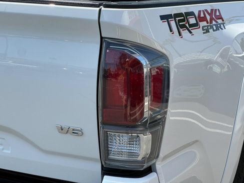 Used 2023 Toyota Tacoma TRD Sport AWD/4WD image 23