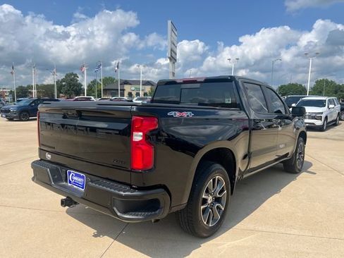 Used 2024 Chevrolet Silverado 1500 RST w/ Convenience Package II AWD/4WD image 5