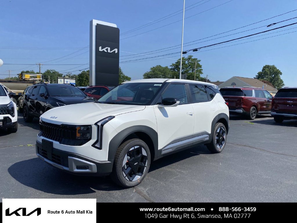 Used 2027 Kia Seltos S AWD/4WD image 1
