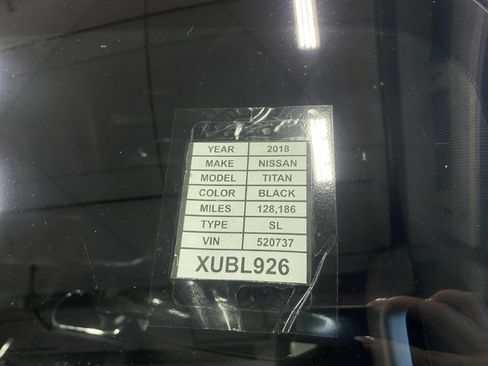 Used 2018 Nissan Titan SL w/ Midnight Edition AWD/4WD image 35