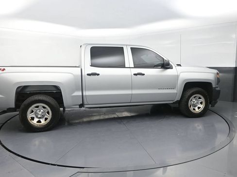 Used 2018 Chevrolet Silverado 1500 W/T w/ WT Fleet Convenience Package AWD/4WD image 11