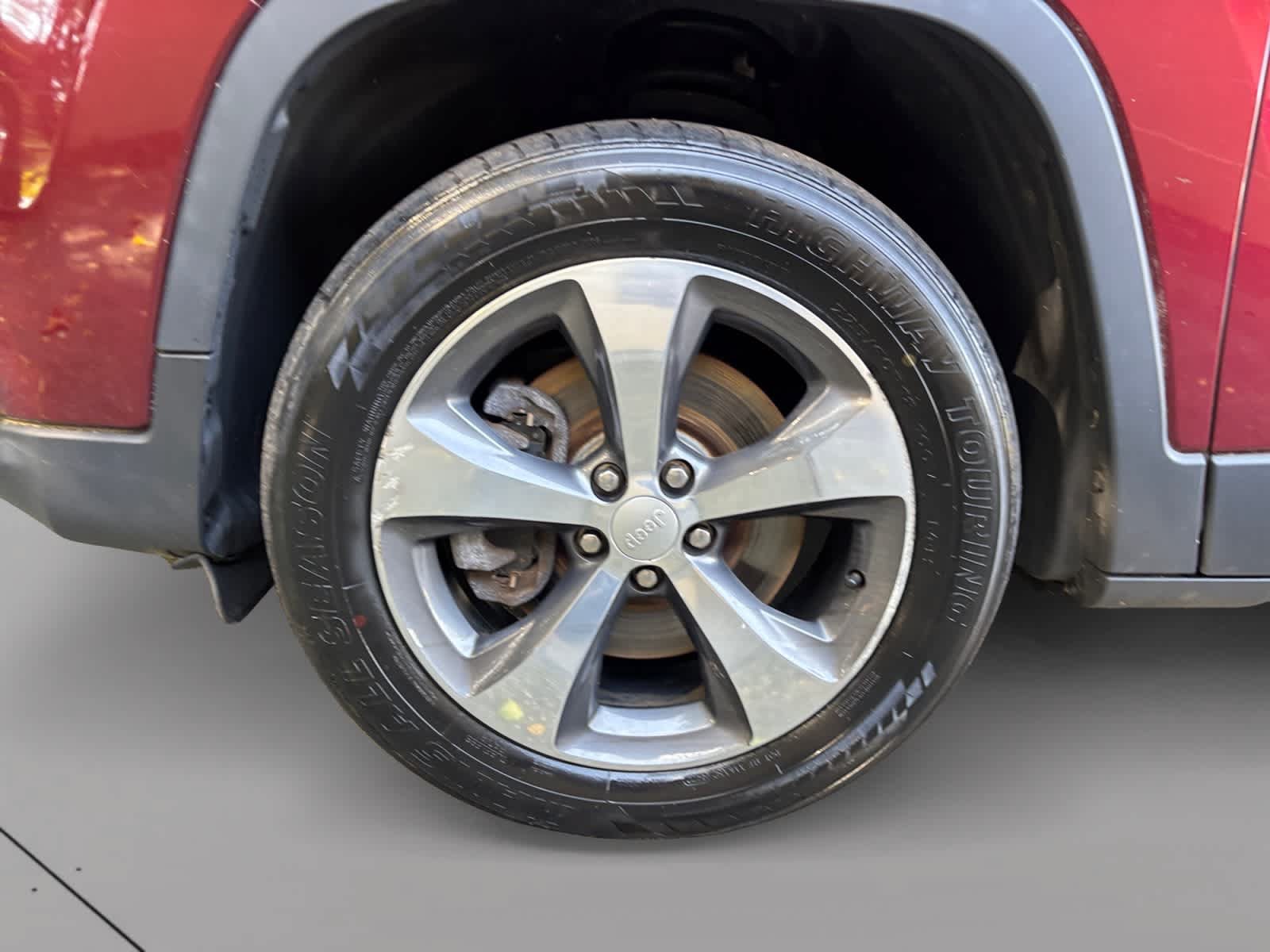 Used 2019 Jeep Cherokee Limited AWD/4WD image 19