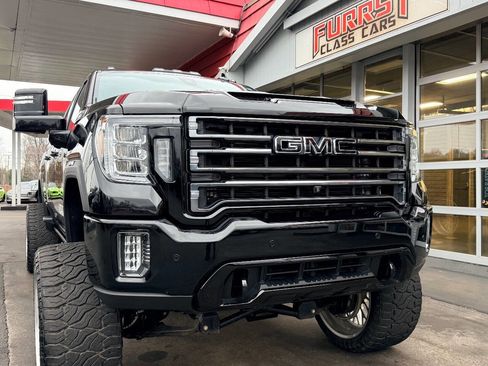 Used 2022 GMC Sierra 2500 AT4 w/ AT4 Premium Plus Package image 16