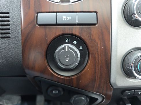 Used 2016 Ford F350 Lariat w/ Lariat Ultimate Package image 27