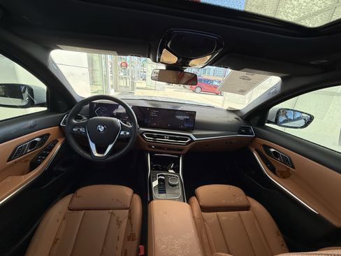 Used 2023 BMW 330i Sedan w/ Driving Assistance Package image 33