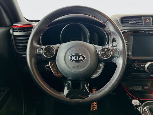 Used 2019 Kia Soul + FWD image 18