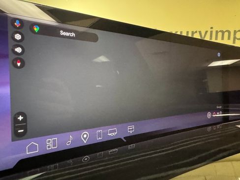 Used 2025 Cadillac Escalade Sport w/ Touring Package image 17