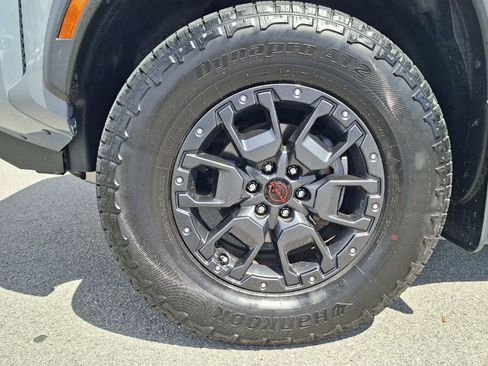 Certified 2024 Nissan Frontier PRO-4X w/ Pro Convenience Package AWD/4WD image 25