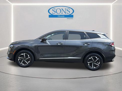 Used 2023 Kia Sportage LX AWD/4WD image 19