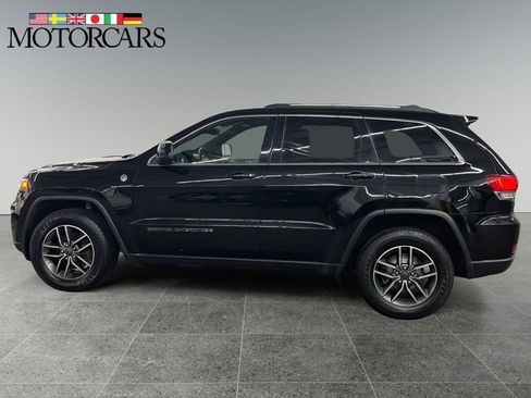 Used 2020 Jeep Grand Cherokee Laredo w/ Quick Order Package 2BN North AWD/4WD image 6