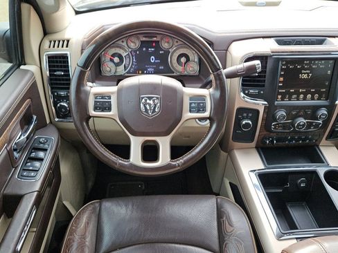 Used 2015 RAM 2500 Longhorn w/ Convenience Group AWD/4WD image 12