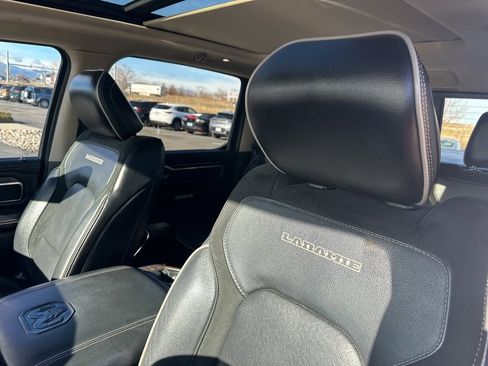 Used 2019 RAM 1500 Laramie image 15