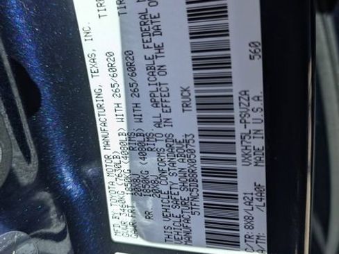 Used 2024 Toyota Tundra Platinum image 37