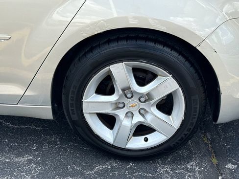 Used 2011 Chevrolet Malibu LS FWD image 7