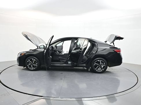 Used 2024 Nissan Sentra SV FWD image 43