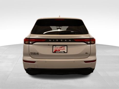 New 2026 Nissan Rogue SL AWD/4WD image 3