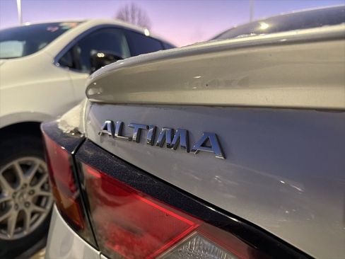 Used 2020 Nissan Altima 2.5 S image 10