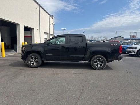 Used 2018 Chevrolet Colorado Z71 image 2