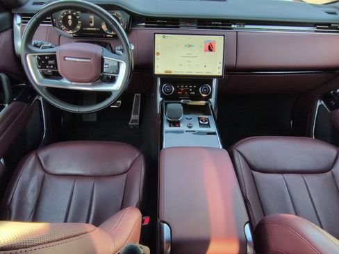 Certified 2023 Land Rover Range Rover Long Wheelbase Autobiography image 23