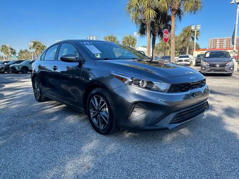 Used 2024 Kia Forte LXS image 9