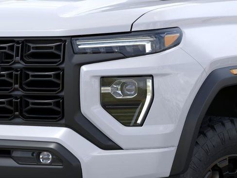 New 2026 GMC Canyon Elevation w/ Convenience Package AWD/4WD image 10